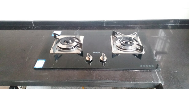 油烟机|看完不迷路:海尔顶吸油烟机哪一款好用?到底值不值得上手呢?