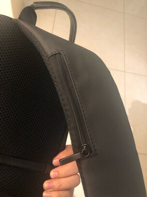 胸包