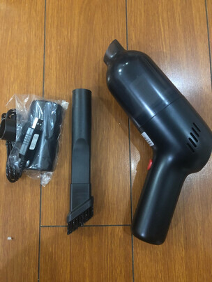 车载吸尘器
