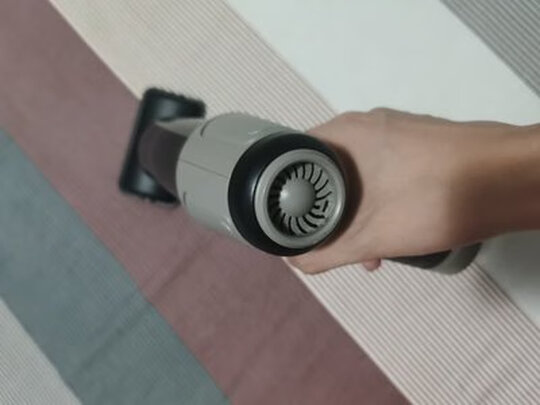 车载吸尘器