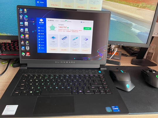 外星人ALWA15M-R1762B游戏本|评测细节：外星人15R6质量怎么样?用后一周讲体验真相？