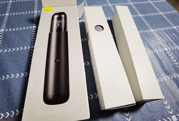 车载吸尘器