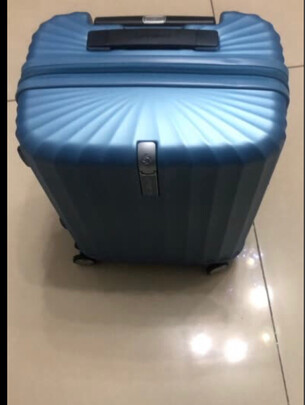 拉杆箱|客观评价新秀丽拉杆箱怎么样？上手三周说真相