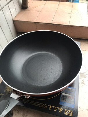 不粘锅