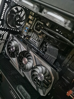 华硕ROG-STRIX-RTX3080-O10G-V2-GAMING显卡|华硕ROG-STRIX-RTX3080-O10G-V2-GAMING显卡怎么样？亲身体验告知你实情！