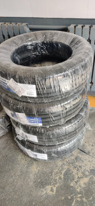 普利司通215/60R16到底好不好？抓地强吗？固定牢靠吗？