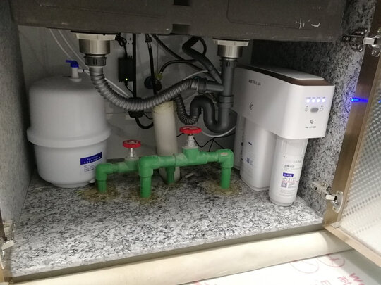 沁园净水器滤芯更换