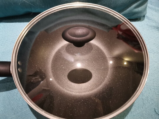 麦饭石不粘锅