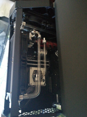 武极旗舰i99900k华硕RTX2080Ti猛禽怎么样?这主机为何这么贵?