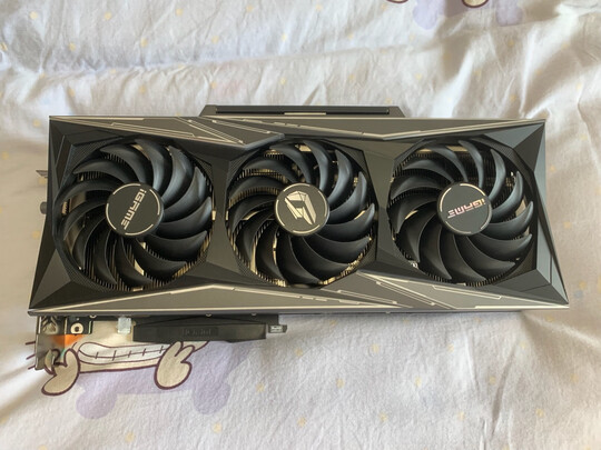 %title插图%num 七彩虹(Colorful)火神iGame GeForce RTX 3090 Vulcan OC 24G 1695-1785Mhz 赛博朋克2077游戏光追电脑显卡