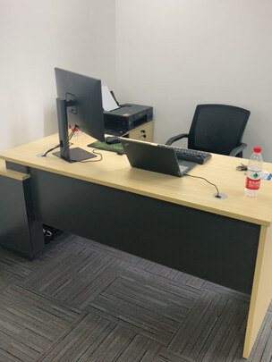 中伟老板桌办公桌|参考剖析中伟老板桌办公桌怎么样?深度测评剖析