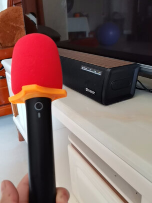 天籁k歌无线麦克风使用方法