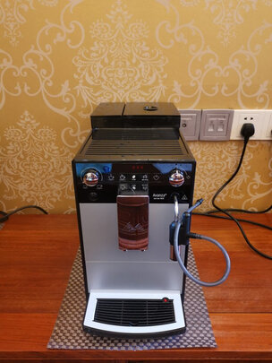 %title插图%num 德国美乐家(Melitta)全自动咖啡机 家用意式浓缩现磨打奶泡小型咖啡机 欧洲原装进口Avanza 第四代E957升级版 F27黑色