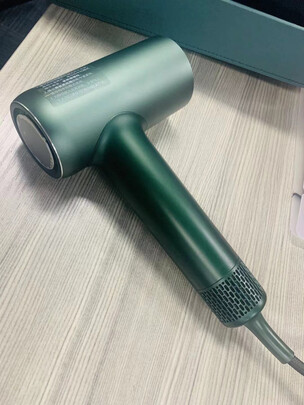 真实评测曝光：AIRFLYP1鱼子酱吹风机怎么样?不看后悔！