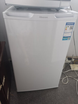 海信（Hisense）100升一级能效单门冰箱时尚迷你冷藏微冷冻BC-100S/A