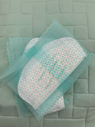 一:选购新贝一次性防溢乳垫建议