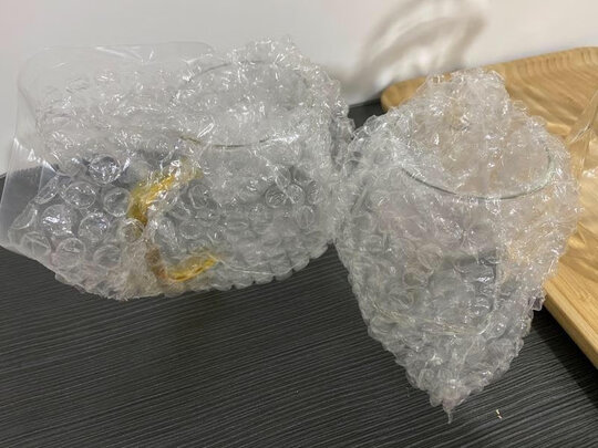 玻璃水杯