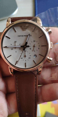 安普里奥·阿玛尼男士手表|安普里奥·阿玛尼男士手表到底怎么样，参数如何！