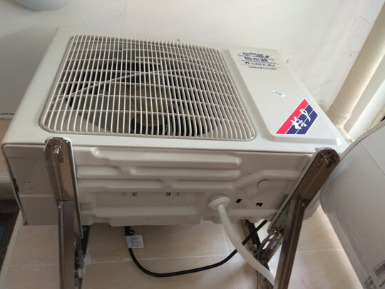 格力SXT200LCJW/Y-1j(御锦)|格力SXT200LCJW/Y-1j(御锦) 顶(配KFRS-3.5J/NaA-1j) 空气能热水器怎么样评测分析结果告知！