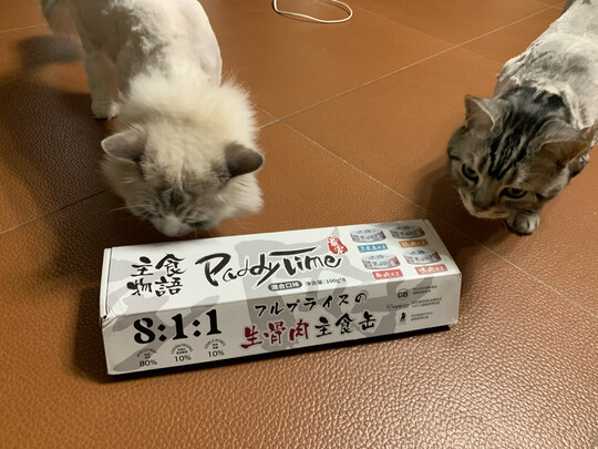 猫粮罐头