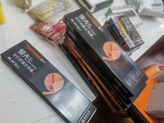 猫粮罐头