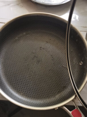 不粘锅
