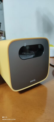 %title插图%num 明基(BenQ)GS2 三防亲子投影仪 投影仪家用(防水防摔防尘 自动对焦 梯形校正 手机投影 内置电池)