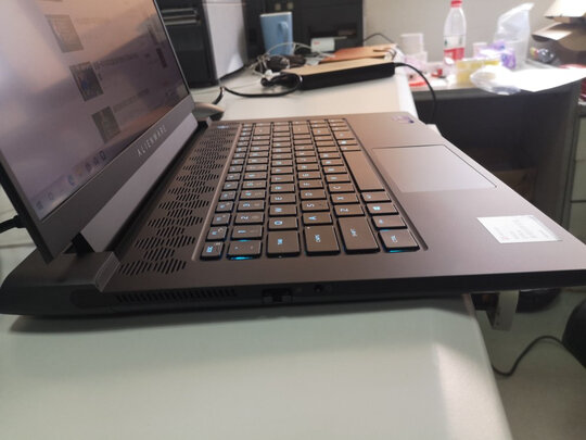 外星人ALW15M-R6868W游戏本|客观评价外星人ALW15M-R6868W游戏本怎么样？上手三周说真相