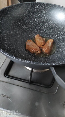 麦饭石不粘锅