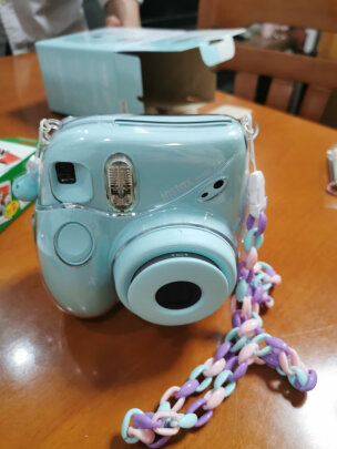 INSTAX mini7+怎么样？做工精致吗，颜色漂亮吗 