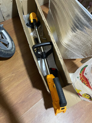 电动割草机