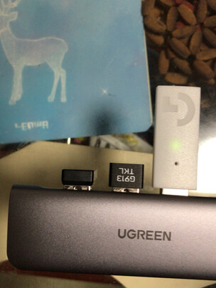 %title插图%num 罗技(G)G733LIGHTSPEED无线RGB游戏耳机麦克风(黑色) 7.1环绕声+RGB流光灯带 轻巧舒适仅重278g