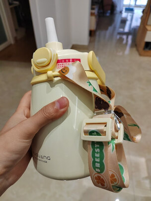 保温杯