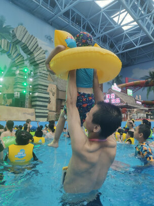 游泳圈