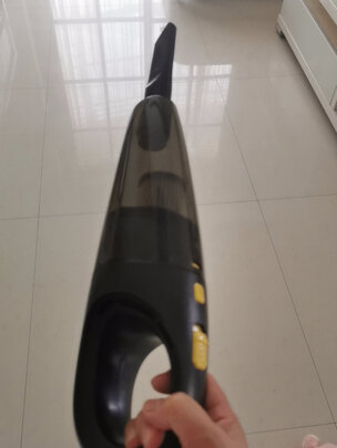 车载吸尘器