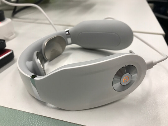 skg4098plus按摩器|知乎问答：SKG颈椎按摩器怎么样?用后三天彻底后悔了?内幕真相