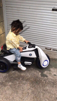 儿童电动车