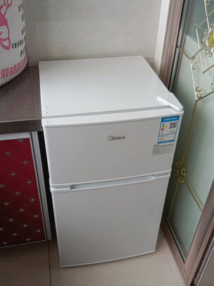 美的(Midea)88升双门迷你小冰箱租房宿舍办公室家用冷冻冷藏小型节能环保省电 低耗低音 BCD-88CM
