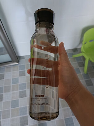 运动水杯