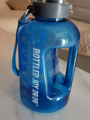 运动水壶