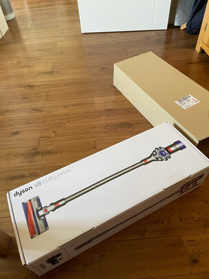 %title插图%num 戴森(Dyson) V10 Fluffy Extra手持无线吸尘器 除螨 宠物 家庭适用