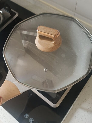 麦饭石不粘锅