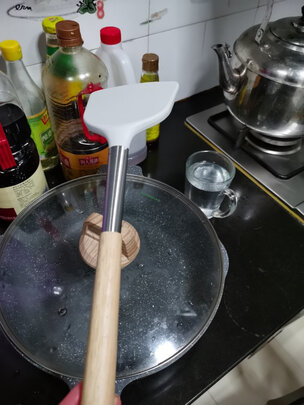 麦饭石不粘锅