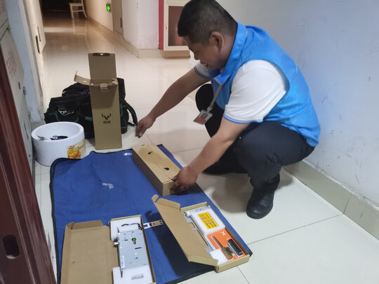 指纹锁|外观展示鹿客S30指纹锁怎么样?用后三周彻底后悔了?