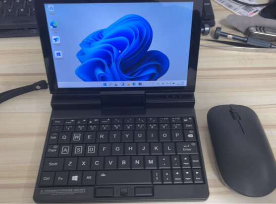 壹号本（ONE-NETBOOK） 工程师PC A1酷睿7英寸运维掌上口袋本便携迷你笔记本电脑UMPC 黑色 11代i5 8G+256G