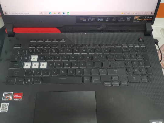 %title插图%num ROG魔霸5R 15.6英寸300Hz双液金导热高色域游戏本笔记本电脑(超频版8核锐龙R9 5900HX 16G 512G RX6800M 12G)