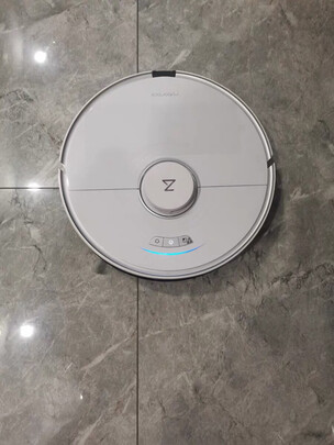 扫地机器人|消费者诉说石头扫地机器人T7S Plus到底怎么样?用后一周说体验真相？