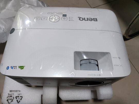 入手对比明基E530和E320投影仪哪个好，不想被骗看下这里？