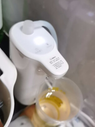 饮水机
