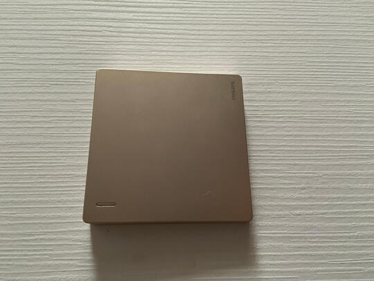 %title插图%num 飞利浦PHILIPS开关插座面板86型昕绎一位二三极插座+双USB 香槟金USB五孔913713957601